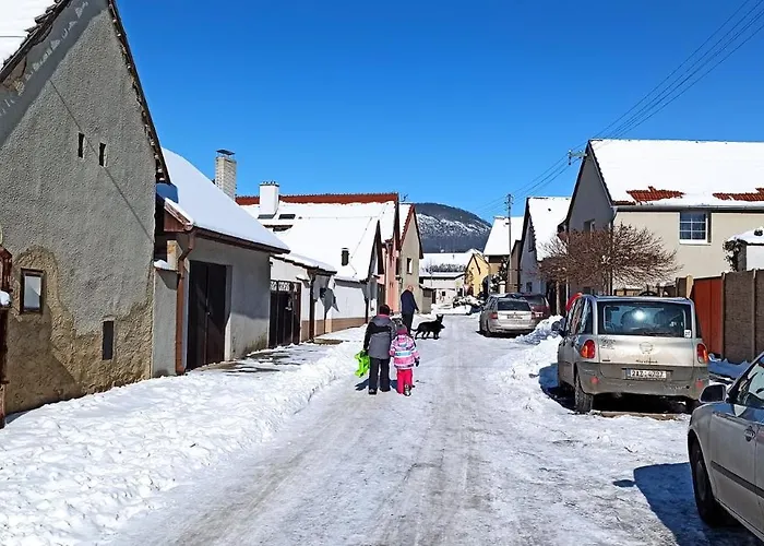 Εξοχικό σπίτι Lucie Pod Ripem *